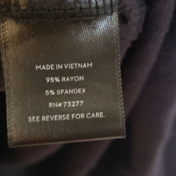 Vera Wang Black Bottom Wrap Long Sleeve Shirt XS - Picture 8 of 9